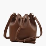 Lavero P29 shoulder bag.