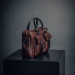 Luxor P1 brown carry bag.