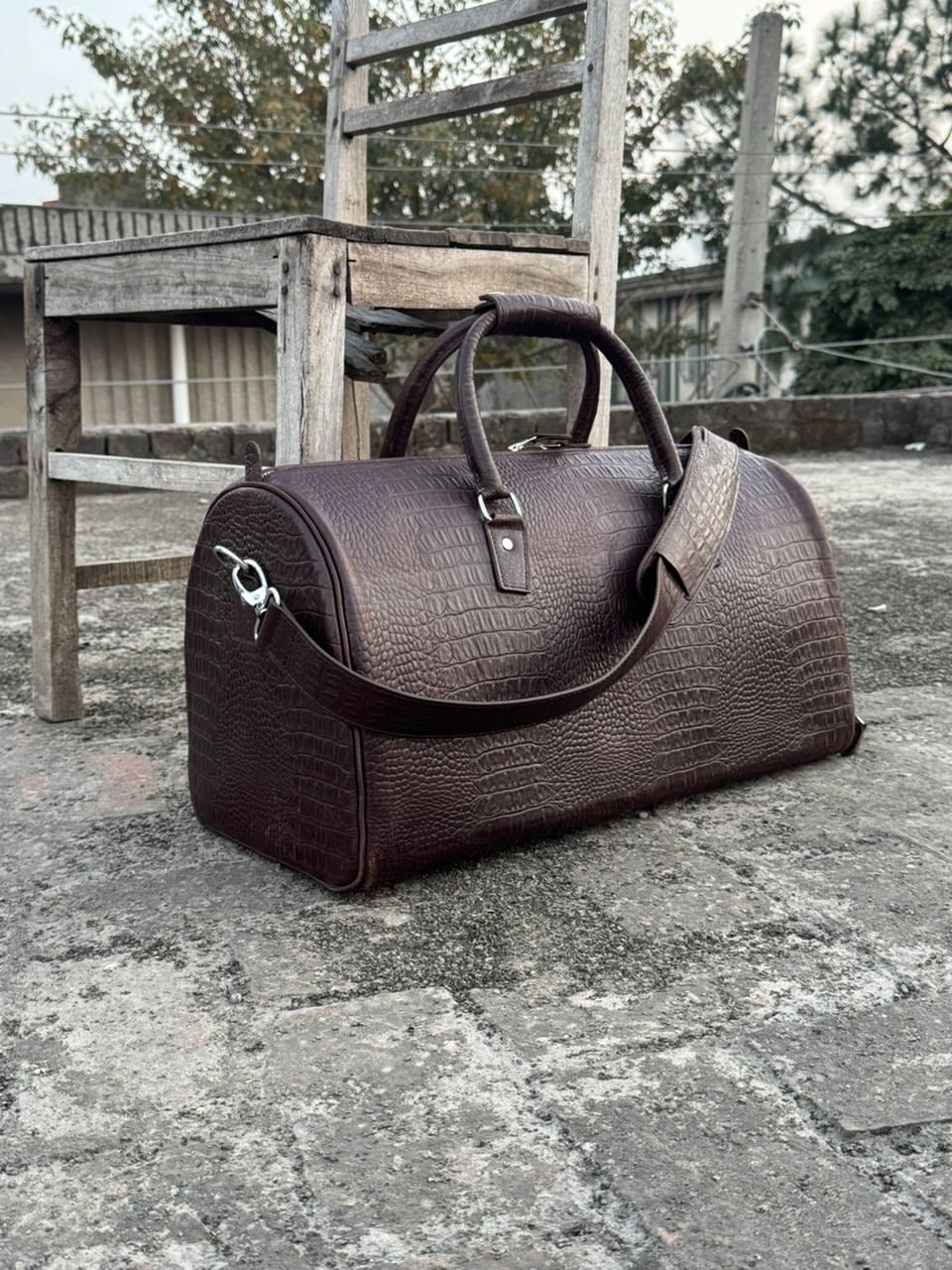 A24 Ombra Dark Brown leather Luggage Bag – Pellwalk - Image 1