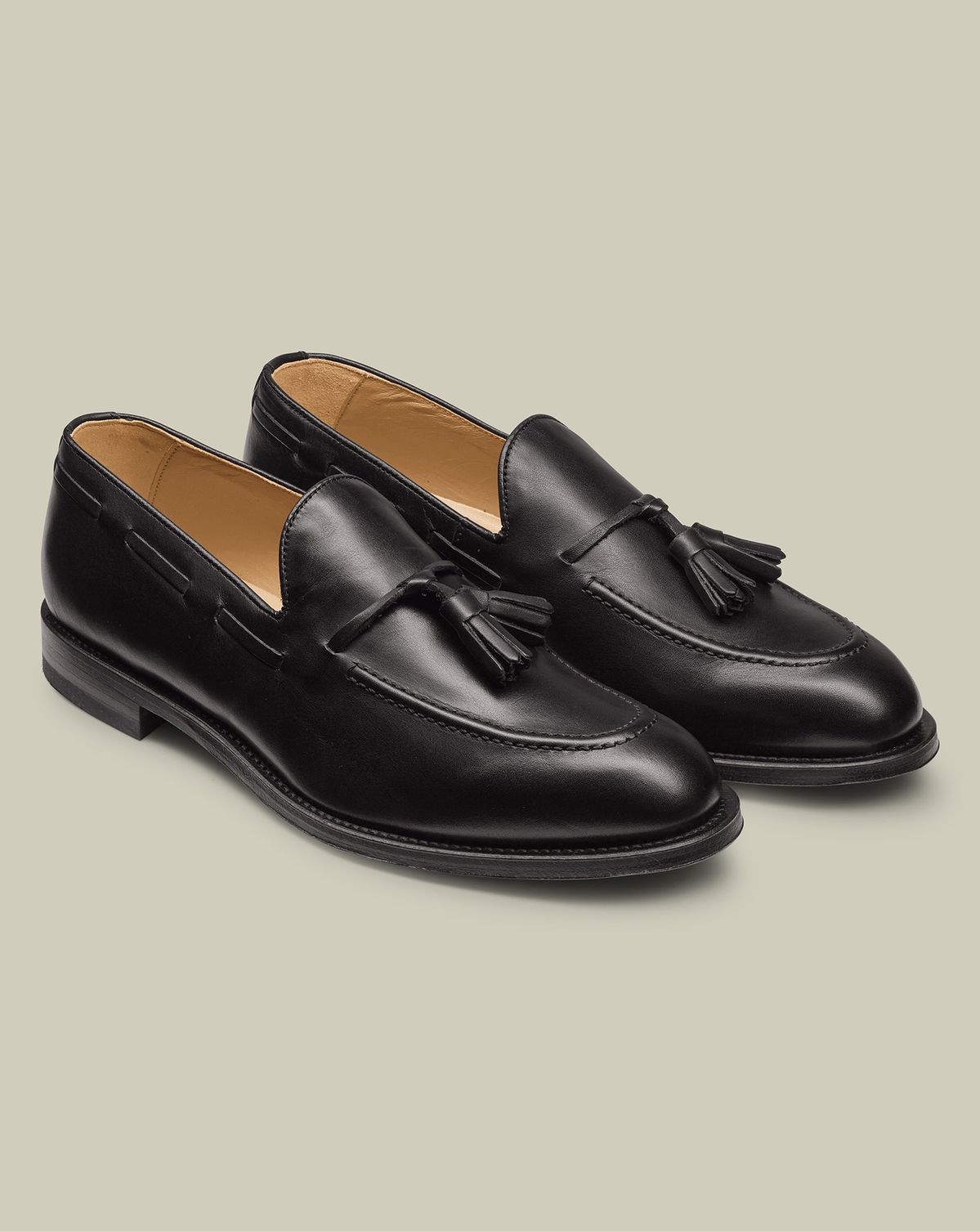 B25 Velluto Black Tassel loafer - Pellwalk - Image 1