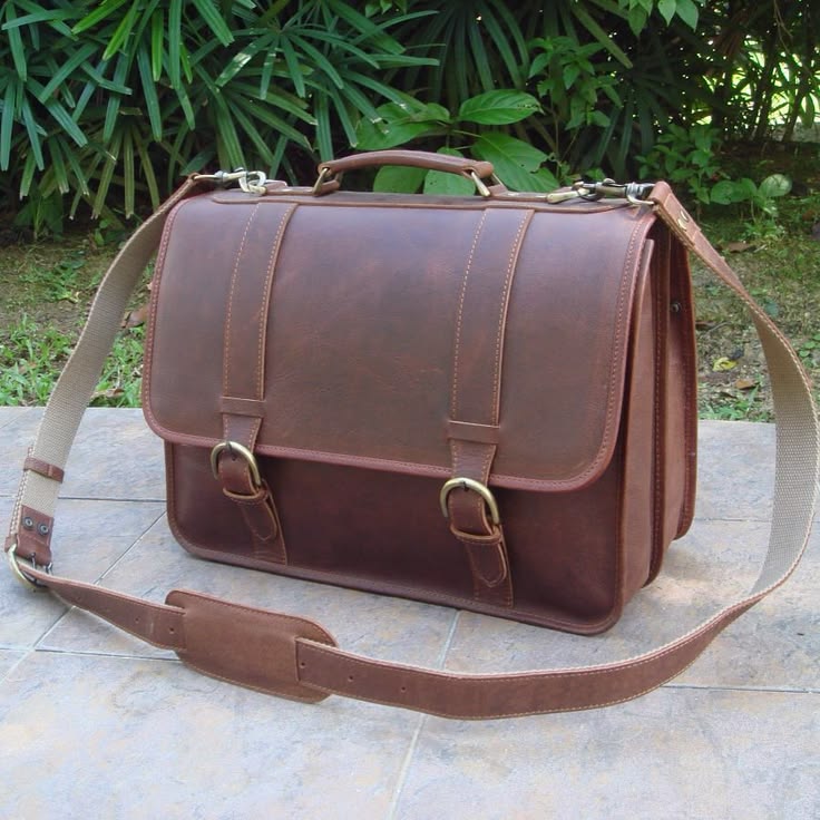 m8 Cavaliere Dark brown leather laptop Bag - Pellwalk - Image 1